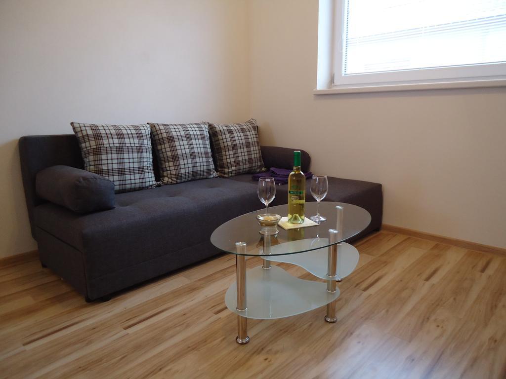 Apartman Valentka Bešeňová Kamer foto